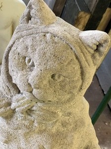 lot 97 image: Cement Cat Figurine