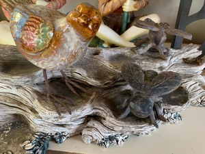 lot 111 image: Decorative Items