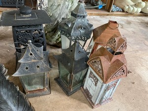lot 112 image: Six Decorative Lanterns and Dog Butt