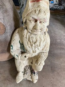 lot 114 image: Two Items of Yard Decor