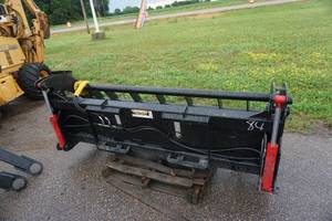 Brand New Universal Mount Bobcat Skid Loader Skid Steer 84 Root Rake Grapple Bucket