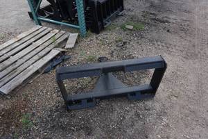 Brand New Bobcat Mini MT Mount Trailer Mover Receiver Attachment