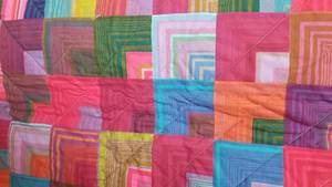 lot 29 image: Luxury Quilt- Hazy Corners - 2015
