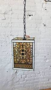lot 9 image: Beautiful Hanging Stained Glass Light Fixture