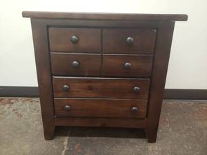 lot 63 image: Contemporary Oak Side Table