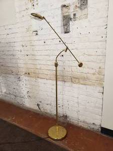 lot 111 image: Brass Reading Floor Lamp