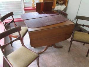 lot 1 image: Dining Table (58 X 42 X 30) With...