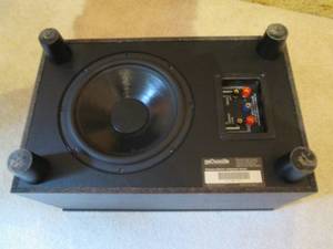 lot 26 image: Polk Audio Subwoofer (20 X 13 X ...