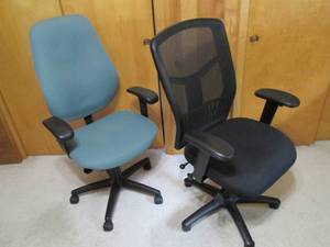 lot 54 image: (2) Office Chairs Great Shape...