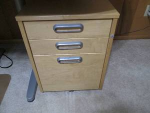 lot 52 image: Rolling Wood File Cabinet (26 X 17...