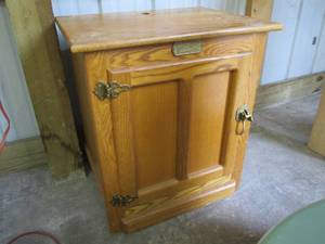 lot 64 image: White Clad Vintage Stand See Photo...
