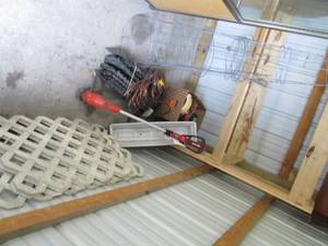 lot 70 image: Edging, Planters & Sprinklers See ...