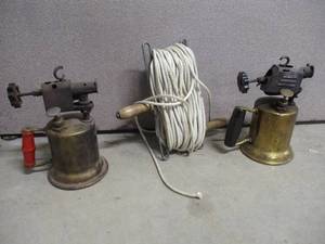 lot 12 image: Torches and Rope Rack