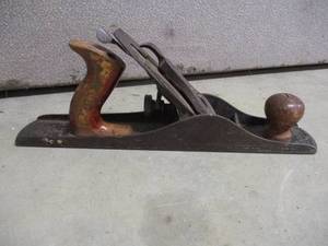 lot 26 image: Wood Plane