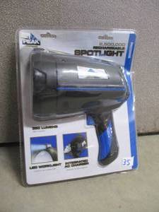 lot 35 image: Spotlight