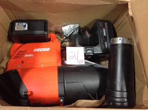 ECHO Reconditioned 120 MPH 450 CFM 58-Volt Lithium-Ion Brushless Cordless Leaf Blower - 2.0 Ah Battery and Charger Included in good condition
