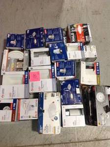 BIG MIX LOT OF LAMP & MISC