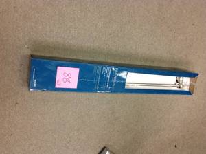 Willow Oak Towel Bar - 24 IN B2002200BN&nbsp&nbspin good condition&nbspin good condition