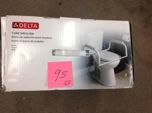 Delta 9.1 in. Toilet Safety Bar&nbsp&nbspin good condition