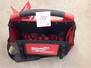 Milwaukee 15 in. PACKOUT Tote&nbsp&nbspin good condition