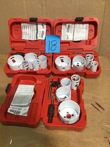 lot 18 image: Milwaukee Hole Dozer General Purpose Bi-Metal Hole Saw Set in good condition