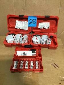 lot 28 image: Milwaukee Hole Dozer General Purpose Bi-Metal Hole Saw Set in good condition