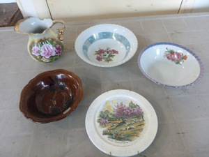 3 Decorative Serving Bowls