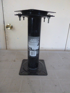 Lakes N Rivers 13 Pedestal