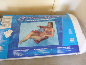 Swimline Noodle Fun Seat