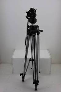lot 23 image: Bogen Tripod