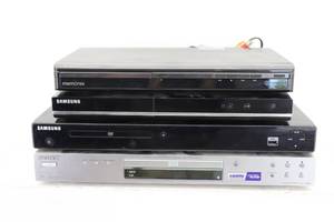 lot 48 image: (4) DVD Players