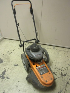 lot 203 image: YARD KING WEED TRIMMER