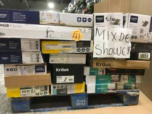 MIXED LOT OF AMERICAN STANDARD,KOHLER,VIGO,PEERLE,KRAUS,DELTA,GROHE FAUCETS NOT CHECKED SEE PICS