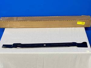 30 LAWNMOWER BLADE NEW