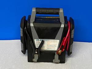 PEAK BATTERY JUMP STARTER