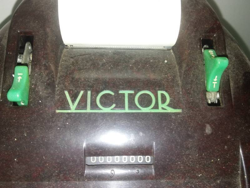 lot 4 image: Vintage Victor adding machine and more.