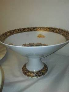 lot 21 image: kitchen, soup tureen, serving bowls & more.
