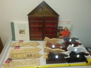 lot 66 image: Wood display box & more