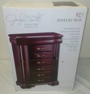 lot 91 image: Jewelry Box Jaclyn Smith - NEW