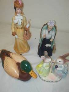 lot 116 image: AVON Award figurines Limited Editions.