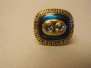 lot 101I image: Miami Dolphins Super Bowl 7  8 Ring, Czonka # 39 size 11 NFL.