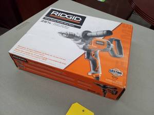 lot 1 image: Ridgid 12in. Spade Handle Mud Mixer 87122