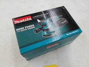 lot 7 image: Makita 5in. Random Orbit Sander B05041