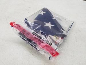 lot 19 image: United States of America Flag