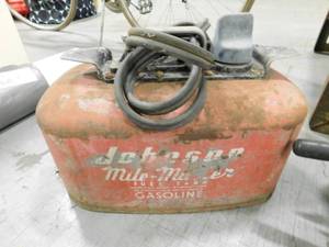 lot 64 image: Antique Elgin Boat Motor & Gas Tank