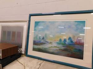 lot 30 image: 2 - Art Decor