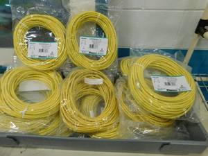 lot 31 image: 12 - Panduit UTPSP5OYLY Cable