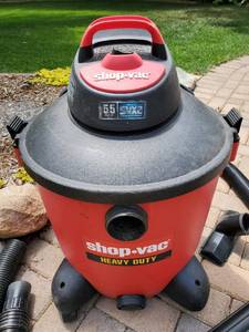 lot 18 image: Heavy Duty Shop Vac