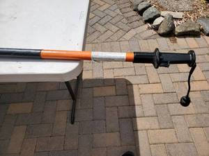 lot 27 image: 8 ft Remington Electric Tree Trimming Saw