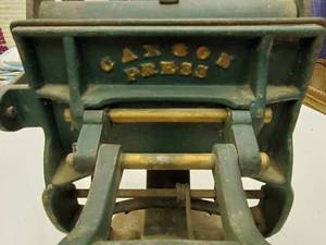 lot 8 image: Antique Printing Press